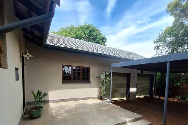 Nestled in the heart of Doringkloof, this charming home is perfect for entertaining families or professionals seeking comfort, space ...