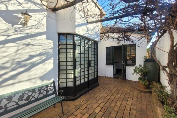 Monthly Rent: R5,000
Features:
•	1 Bedroom: Comfortable and private living space, ideal for an individual or a couple.
•	1 Bathroom: ...