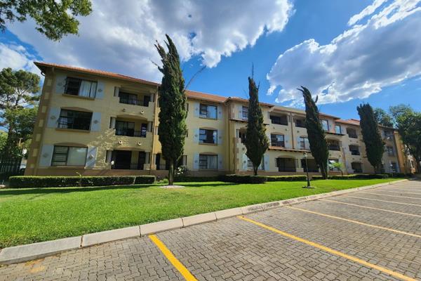 Stylish 2-Bedroom Ground Floor Apartment in La Bella Costa, Nieuw Muckleneuk

Discover comfort and convenience in this elegant ...