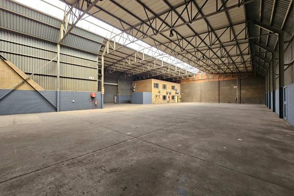 Industrial Warehouse spanning approximately 1,092.55sqm, is available to let in Spartan. ...