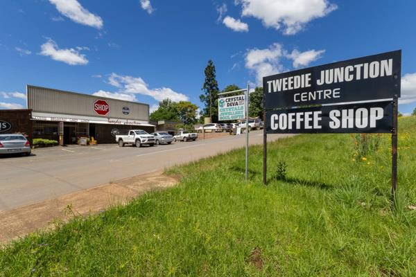 Located at the gateway to the iconic Midlands Meander on the bustling R103, Tweedie ...