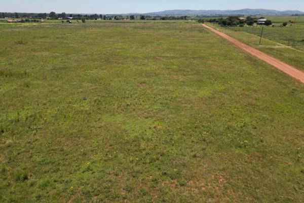 Located just outside Henley on Klip you will find this gem of agricultural plot zoned agricultural (Sherman Park).
The property is not ...