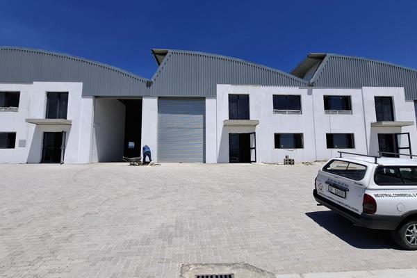 Industrial warehouse available to lease, located on Mercury Circle in the secure area of Rivergate. This industrial park providing versatile spaces for businesses to thrive.



- Unit 4 (335sqm):
  - Warehouse area: 235sqm
  - ...