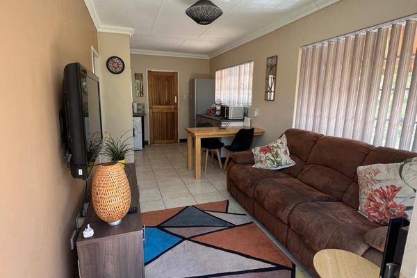 This is a stunning, fully furnished 1 bedroom apartment in a secure estate only 10 minutes away from OR Tambo airport.  Perfect for the ...