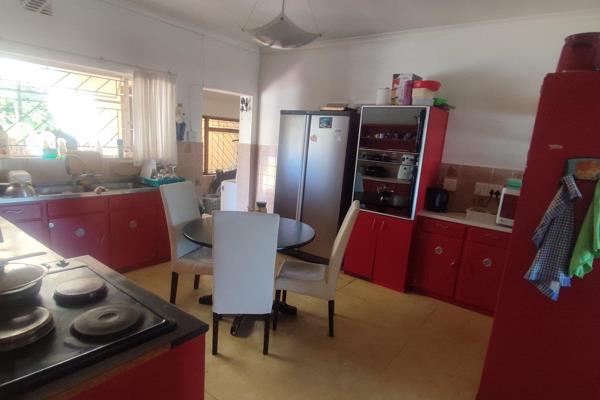 Welcome to our shared house property listing, situated in Soneike Kuisriver, for a ...