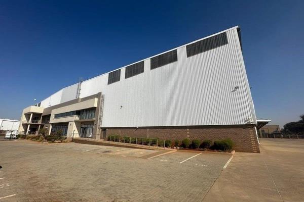 Immaculate Warehouse available immediately within close proximity to the N12 and other ...