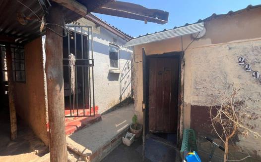 1 Bedroom House for sale in Diepsloot Wes