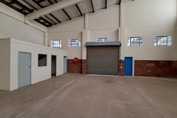 This unit consists of a large workshop, an airconditioned office area and a kitchenette.

The unit has a roller shutter door for easy ...