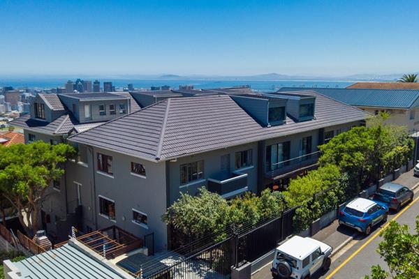 Top floor, light open plan to balcony with full Table Mountain view.
Quality renovation with great attention to detail.
Wooden clip-in ...