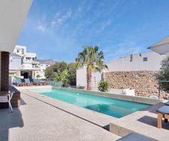 Apartment / Flat for sale in Camps Bay