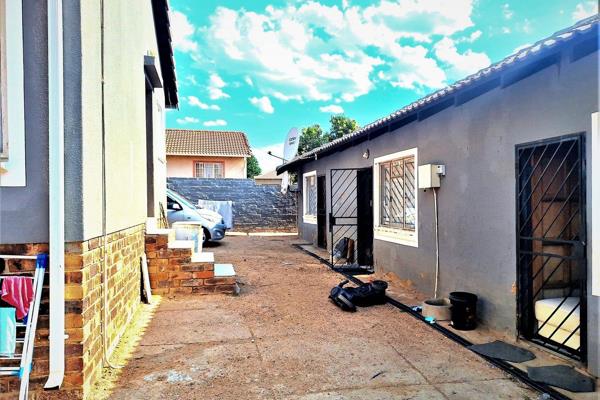 Investment Property for Sale in Cosmo City, Ext 8, Johannesburg. 

Great Investment Opportunity – Well Located and ...