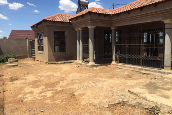 Don’t miss out on this this potential property. The property is located in a well developed area of Letlhabile. The property needs a ...