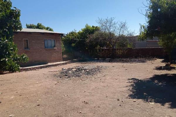 Don’t miss out on this huge stand. The vacant property is located in a well developed area of Letlhabile. Close to the mall walking ...