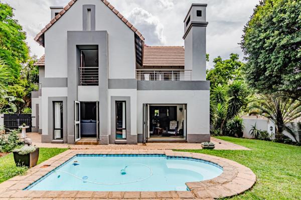 Nestled in one of Pretoria&#39;s most prestigious Estates, this property combines ...