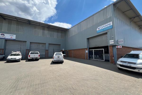 This secure and well-maintained 1,562m2 warehouse is perfectly positioned in a ...