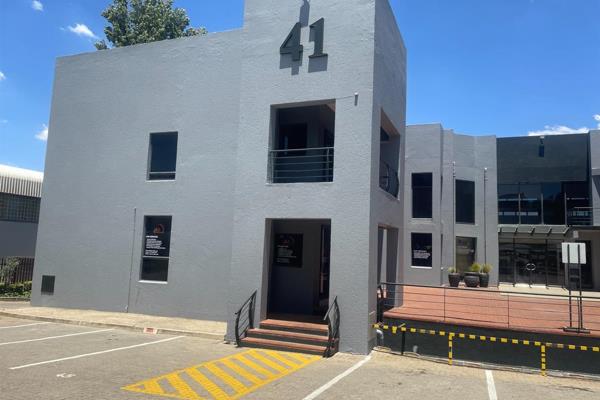 Located in the coveted and safe Kyalami Business Park, 41 Kyalami Boulevard is a ...