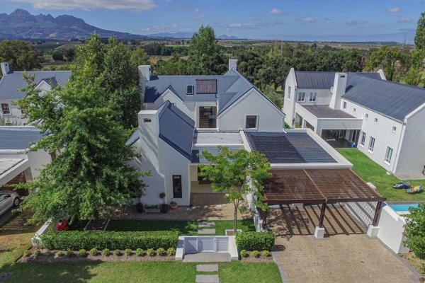 JOINT MANDATE

Come and enjoy all the Cape Winelands has to offer in the secure and tranquil Digteby estate. Surrounded by warm farms ...