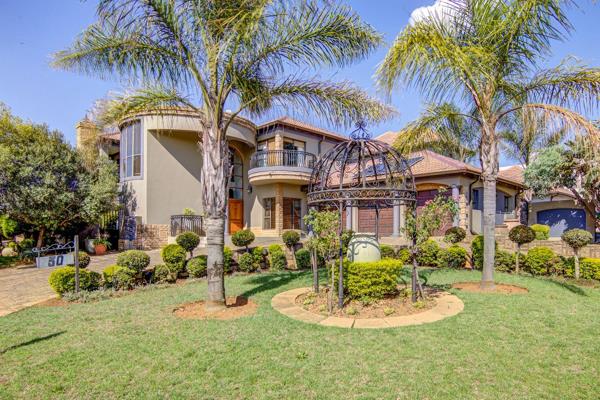 Jump ahead of the market with the most tempting buy in Glen Erasmia Security Estate, Glen Marais.
This gorgeous family home has all ...