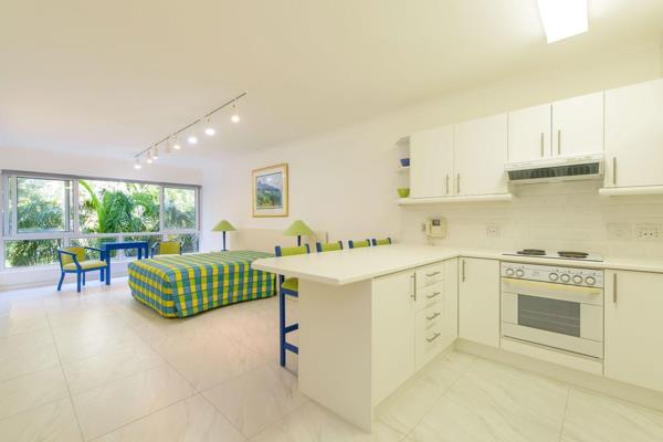 Captivating studio apartment in San Michele, located in the heart of Clifton, offering a ...