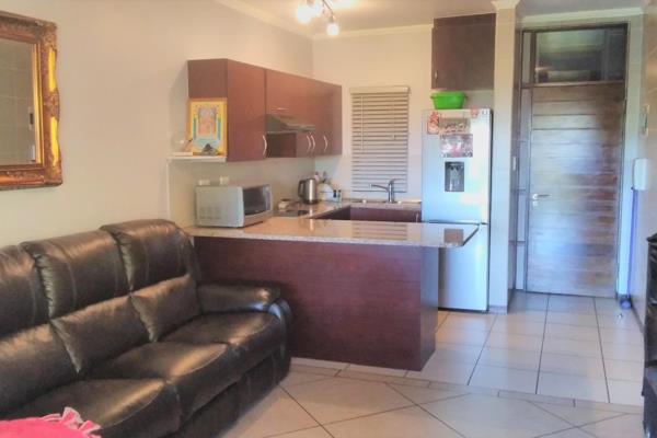 Lovely ground floor unit with private garden.

This move in ready unit offers one large ...