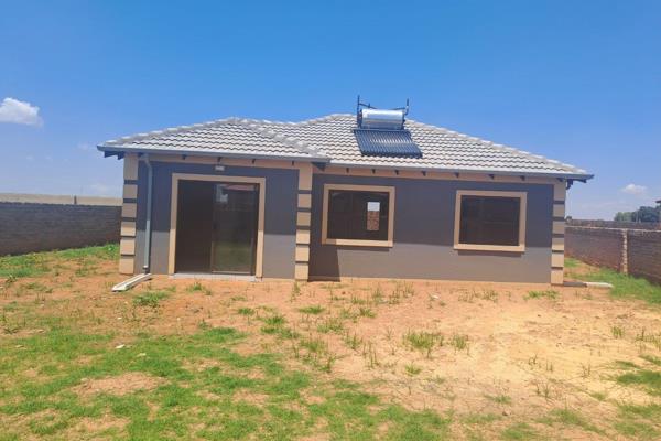 NEW DEVELOPMENTS for sale in WINDMILL PARK, BOKSBURG.

Full Tittle Stands.

Prices From R720 000 upwards.

Garage not ...