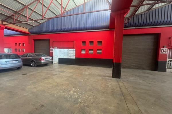 This 150m2 warehouse in the highly regarded Supreme Industrial Park offers a practical ...