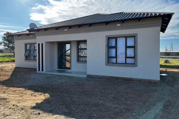 Nb: the property is in a tribal land and can not be financed through a bond!

Property Details:
- Location: Kwamhlanga, Mpumalanga
- ...