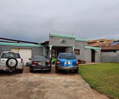 House for sale in Lenasia Ext 11