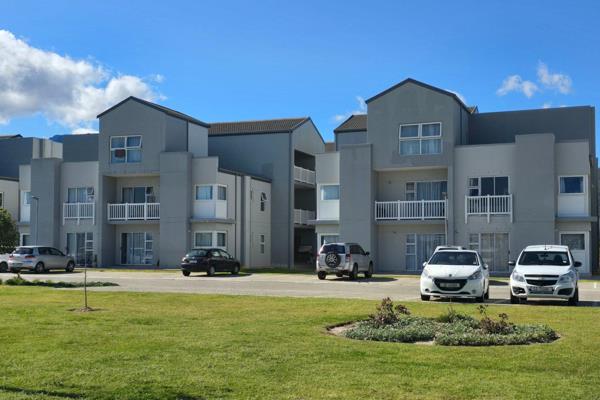 This newly constructed very neat and modern 2-bedroom apartment, located in the popular and secure Bergendal Country Villas estate, is ...