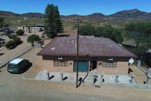 4 Bedroom and 4 Bathroom house for sale in Kamieskroon. Kamieskroon is a quaint town in the heart of Namaqualand, surrounded by the ...