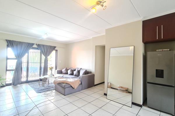 MODERN 2BED 2BATH

First floor apartment in the heart of The Kanyin, Sunninghill! Modern, impeccably maintained . apartment featuring ...