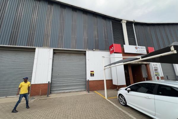 Neat Warehouse/ Factory 284 sqm to let in a Prime Industrial Area with 24 Security and ...