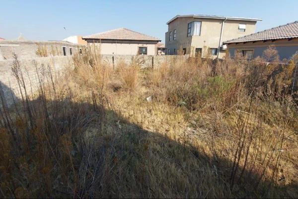 Vacant Land for Sale

This 219m2 stand is located in a sought-after area, offering the perfect opportunity to build your dream ...