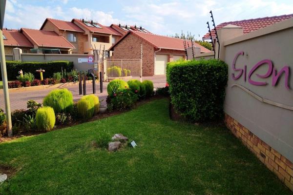 Two lovely bedroom apartment nestled in a serene Centurion neighborhood offers tranquility and privacy. Pet friendly, with a spacious ...