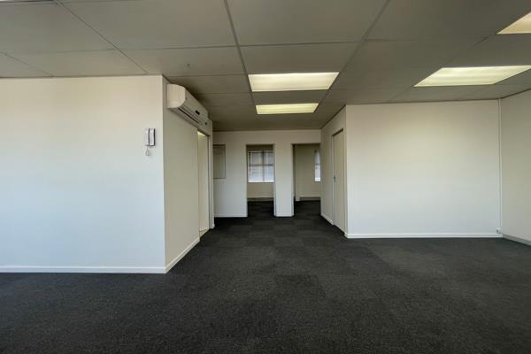 This 111sqm office unit is situated within the secure Spearhead Business Park on ...