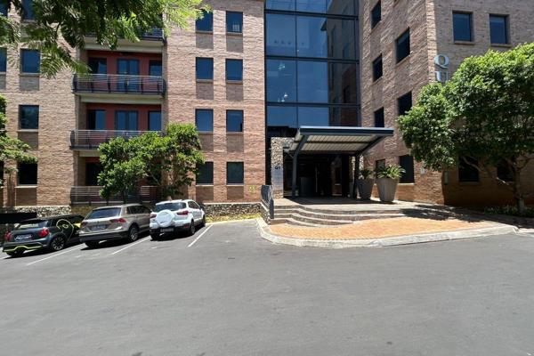 Located on the ground floor of Quadrum 1 at 50 Constantia Boulevard, Johannesburg, this prestigious office space in the sought-after Quadrum Office Park offers 370.34m2 of luxurious, modern workspaces. Ideal for businesses ...