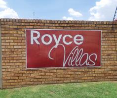 Townhouse for sale in Vanderbijlpark CW 5