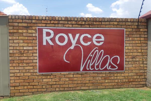 Charming and Neat

Welcome home to this charming and neat apartment in the peaceful part of Vanderbijlpark. Upon entering this bachelor ...