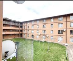 Apartment / Flat for sale in Waterval Park