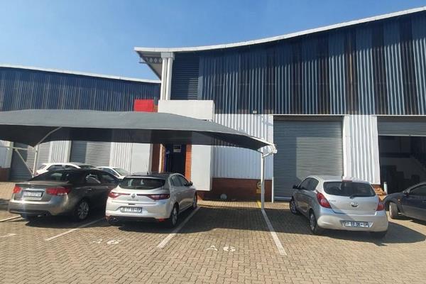 Neat Warehouse/ Factory 285 sqm to let in a Prime Industrial Area with 24 Security and ...