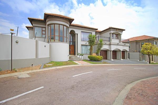 Stunning 4-Bedroom Double-Storey Cluster in Southcrest, Alberton

Discover this exquisite 4-bedroom, 4.5-bathroom home nestled in a ...