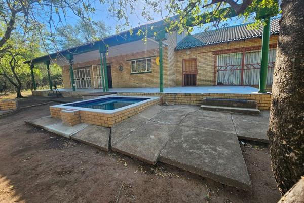 Newly Listed 3-Bedroom Tiled Roof Home for Sale in Marloth Park

This inviting property is designed for modern living and ...