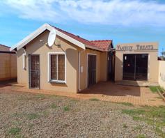 House for sale in Protea Glen