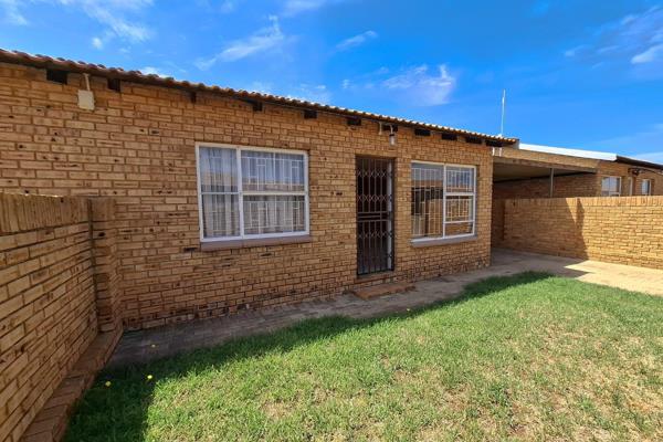 This delightful facebrick townhouse combines low maintenance living with comfort. ...