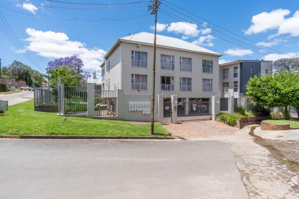 Located in the centre of Grahamstown in Rose Street, just off African street. The ...