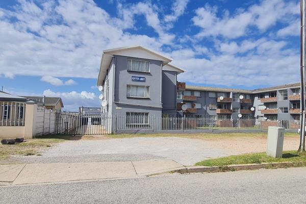 Situated in Frank Street, Newton Park this unit offers lounge, kitchen, bathroom and 1 bedroom.  Balcony.  

Exclusive use parking ...