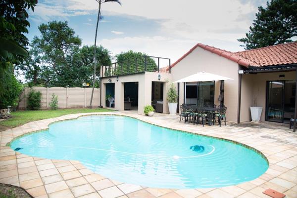 This immaculate, open plan home in a quiet part of Durban North must be seen to appreciate its value. Offering four spacious bedrooms - ...