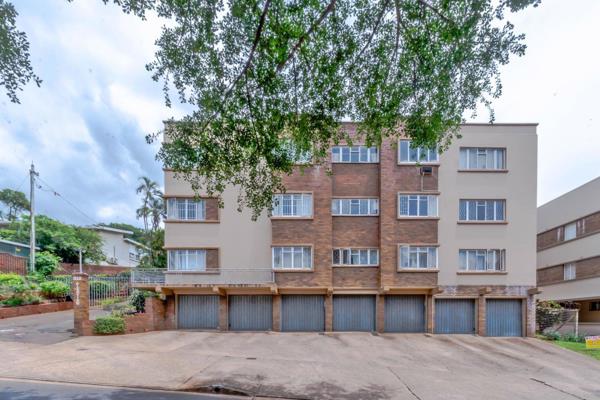 This spacious 77sqm apartment would be ideal for a starter home!
Situated in upper ...