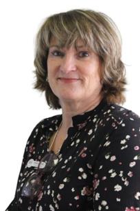 Agent profile for Angela Holder