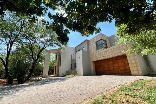 *Open for offers* Experience Bushveld Living in the Beloved Nature Reserve, a 3-bedroom double story home- roaming wildlife ...